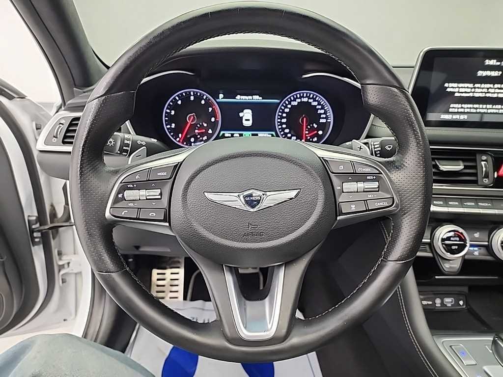 제네시스 G70 2.0T AWD 스포츠 패키지 이미지 10