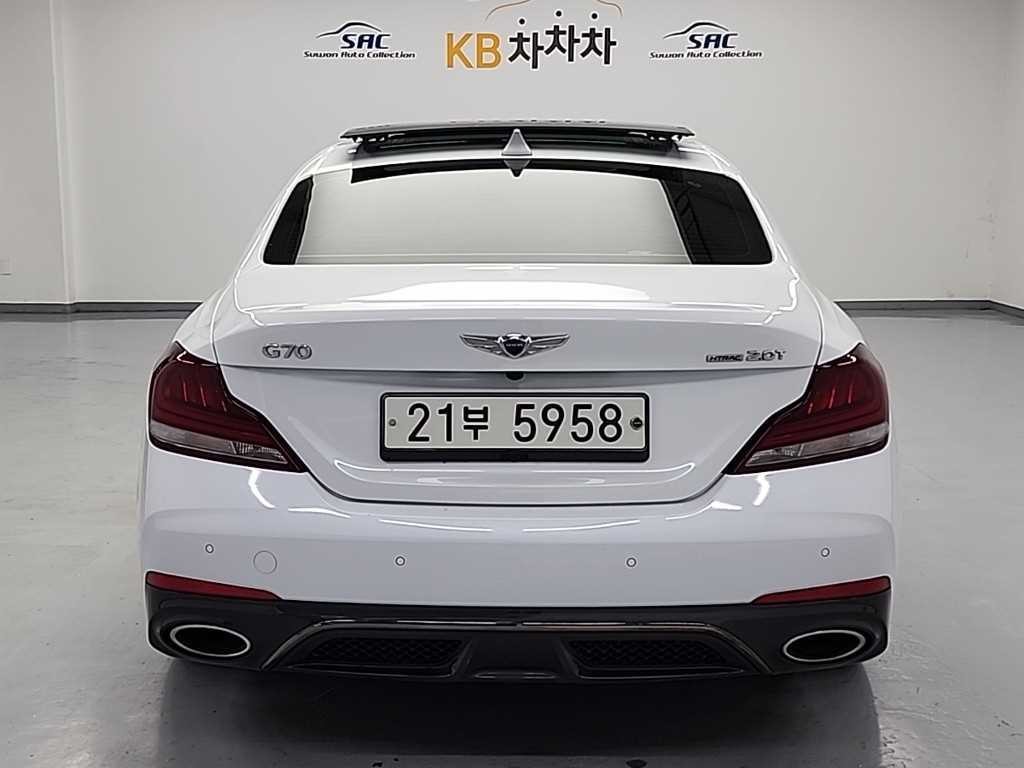 제네시스 G70 2.0T AWD 스포츠 패키지 이미지 4