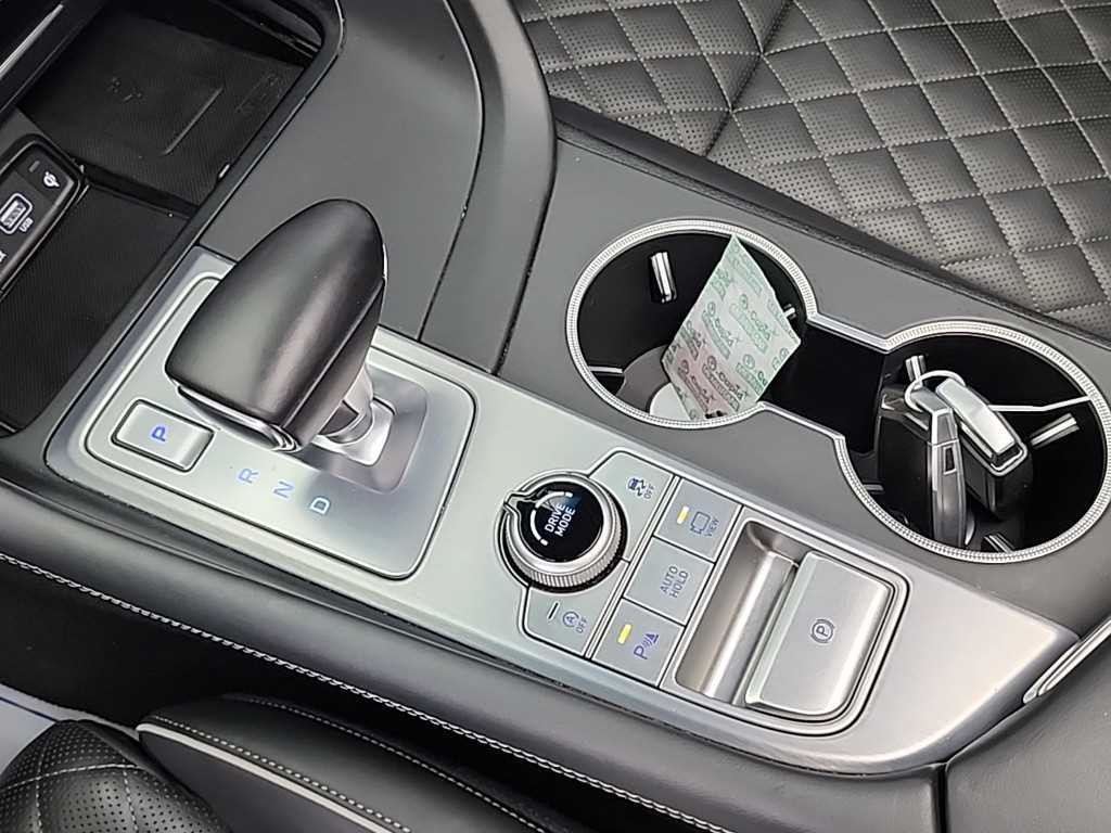 제네시스 G70 2.0T AWD 스포츠 패키지 이미지 9