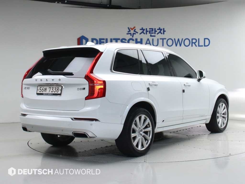 볼보 XC90 XC90 2세대 2.0 D5 AWD 인스크립션 이미지 2
