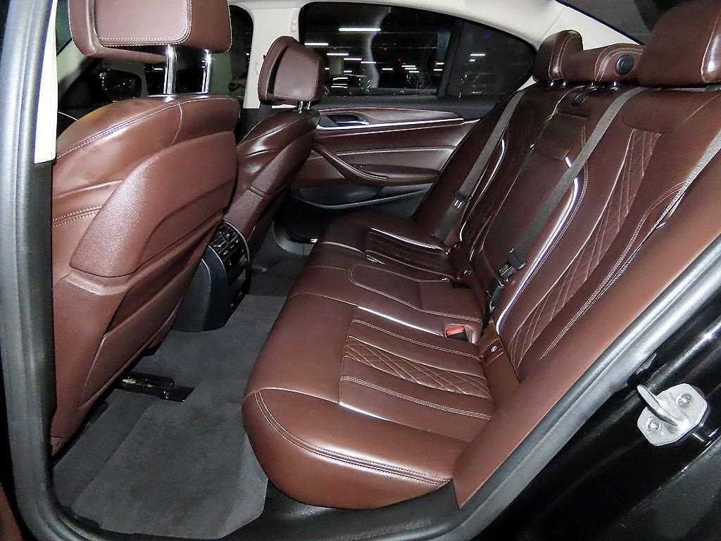 BMW 5시리즈 5시리즈 (G30) 530i xDrive 럭셔리 플러스 이미지 7