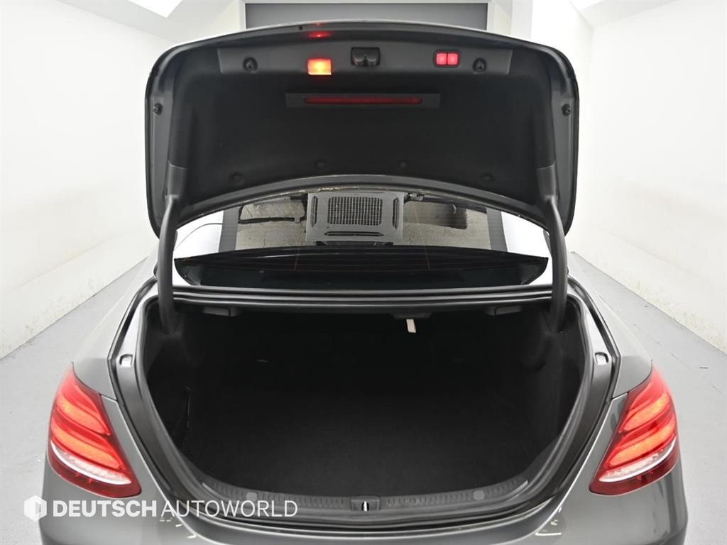 벤츠 E 클래스 E-클래스 W213 E300 4MATIC 익스클루시브 이미지 19