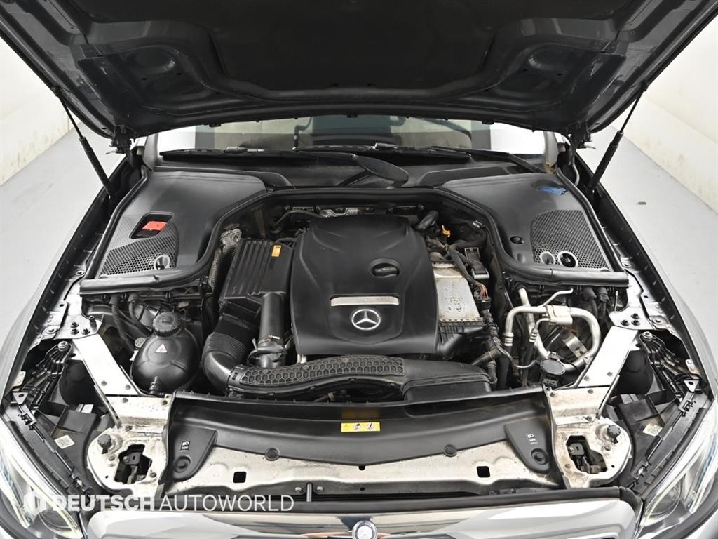 벤츠 E 클래스 E-클래스 W213 E300 4MATIC 익스클루시브 이미지 6