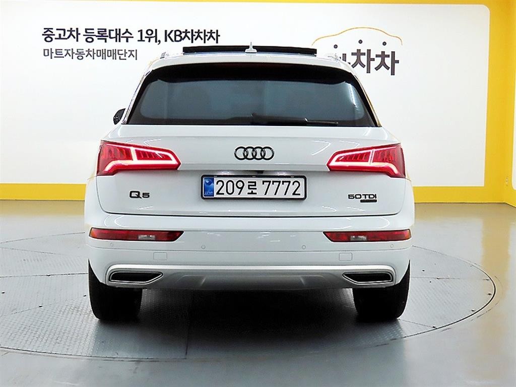 아우디 Q5 Q5 (FY) 50 TDI 콰트로 프리미엄 이미지 3