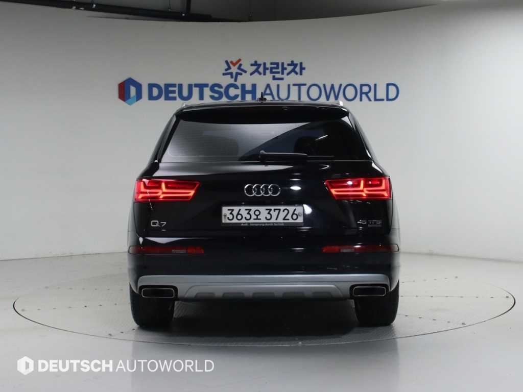 아우디 Q7 Q7 (4M) 45 TFSI 콰트로 이미지 3