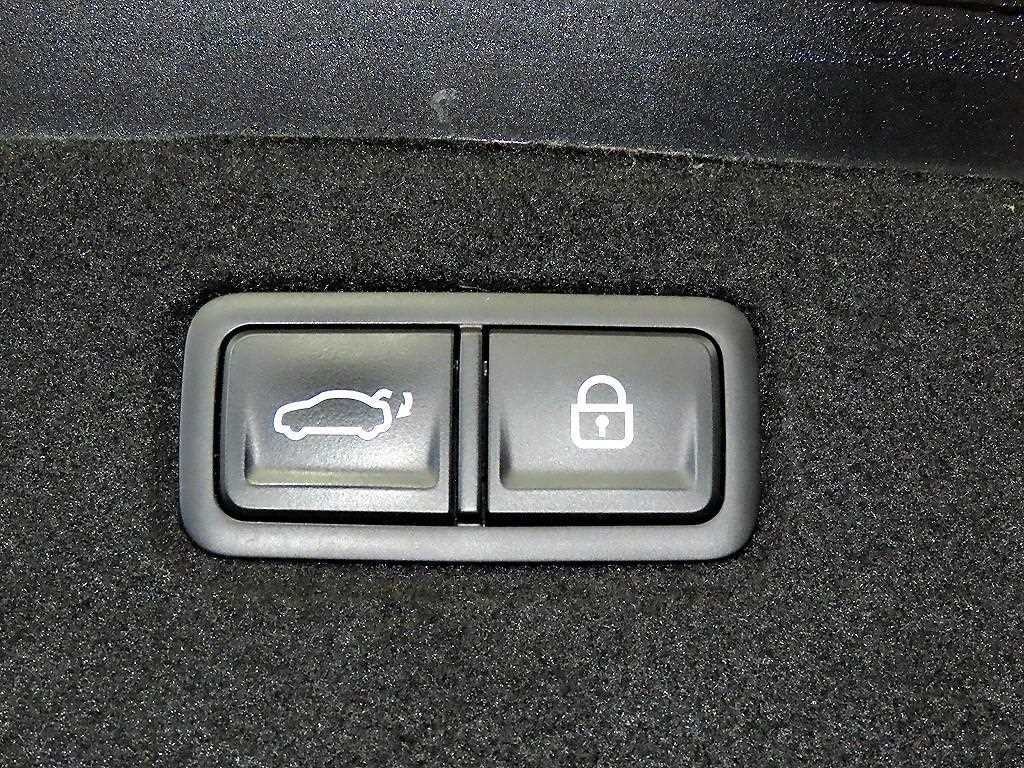 기아 K9 더 뉴 K9 2세대 3.8 GDI AWD 마스터즈 이미지 15