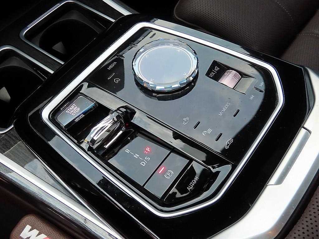 BMW 7시리즈 7시리즈 (G70) 740i sDrive M 스포츠 이미지 11