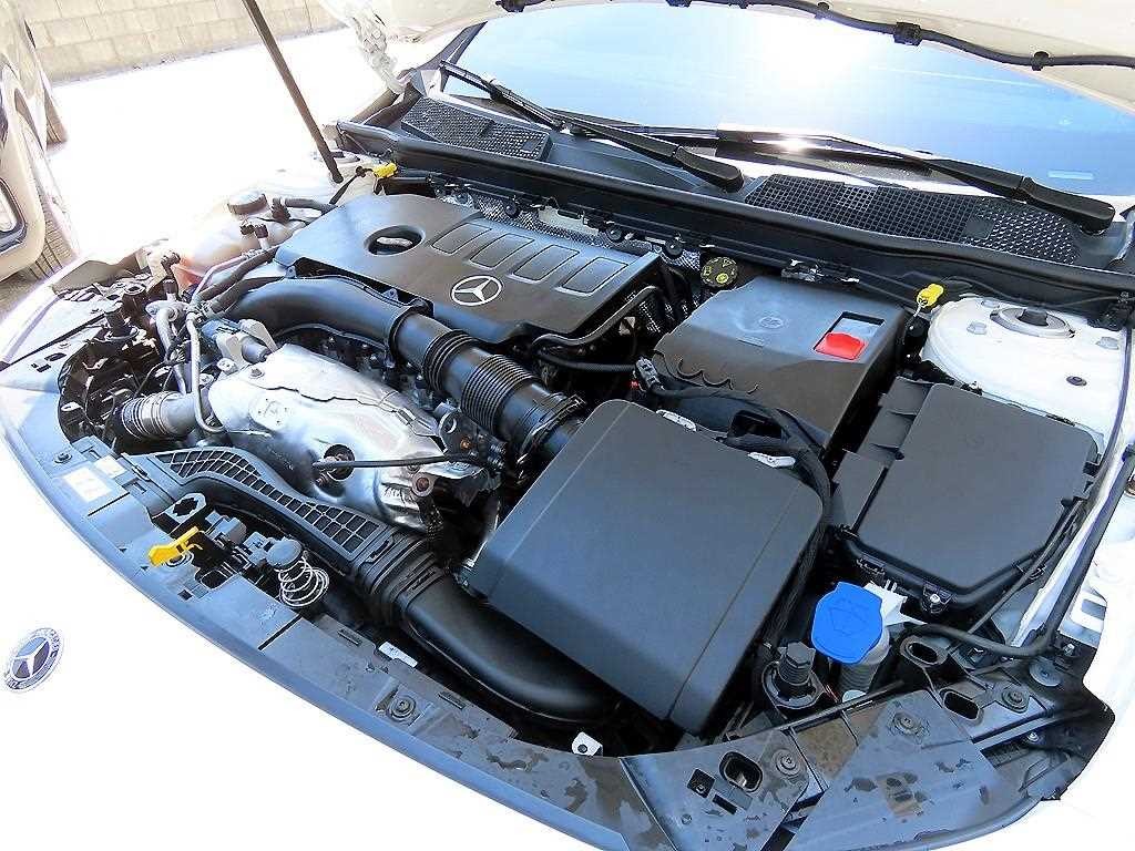 벤츠 A 클래스 A클래스 W177 A220 세단 이미지 18