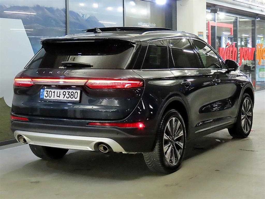 링컨 코세어 2.0 리저브 AWD 이미지 4