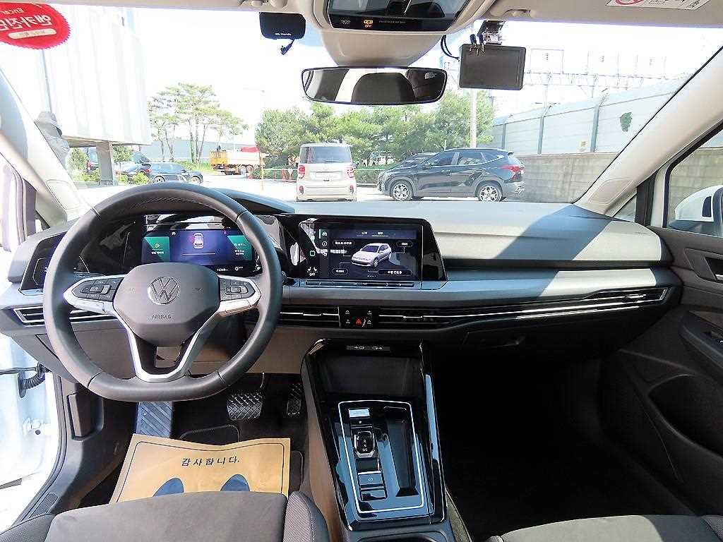 폭스바겐 골프 골프 8세대 2.0 TDI 프레스티지 이미지 7