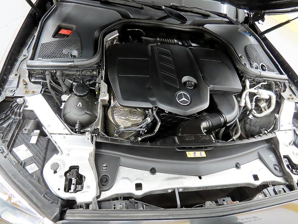 벤츠 E 클래스 E-클래스 W213 E220d 4MATIC AMG라인 이미지 20