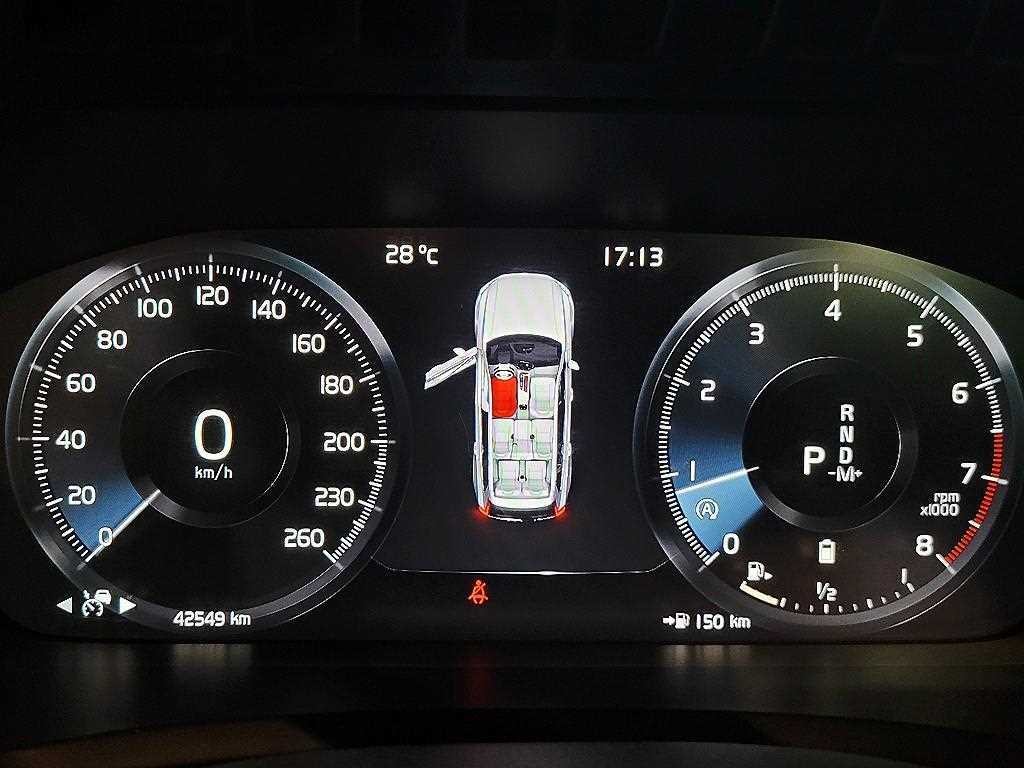 볼보 XC90 XC90 2세대 2.0 B6 AWD 인스크립션 이미지 10