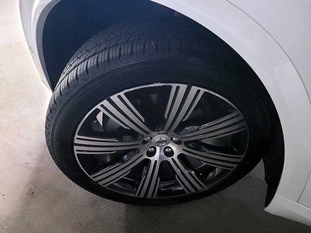 볼보 XC90 XC90 2세대 2.0 B6 AWD 인스크립션 이미지 20