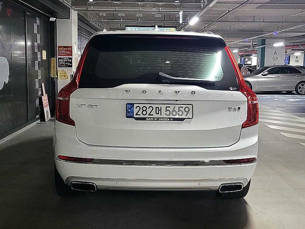 볼보 XC90 XC90 2세대 2.0 B6 AWD 인스크립션 이미지 5