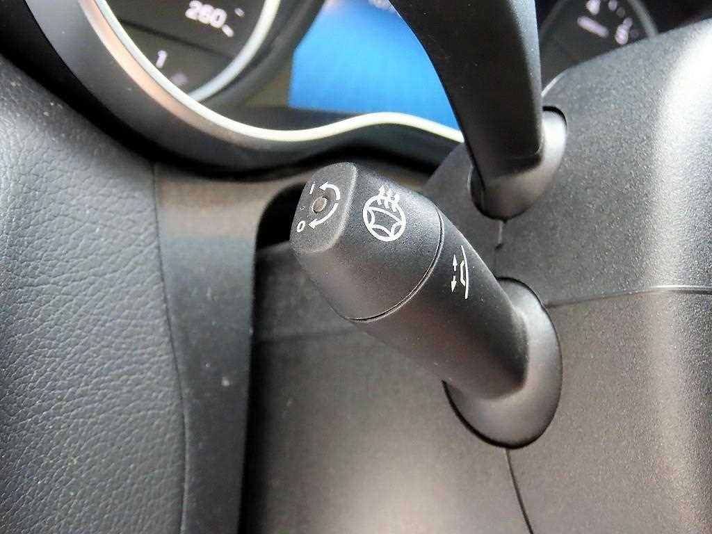벤츠 C 클래스 C클래스 W205 C200 아방가르드 이미지 12