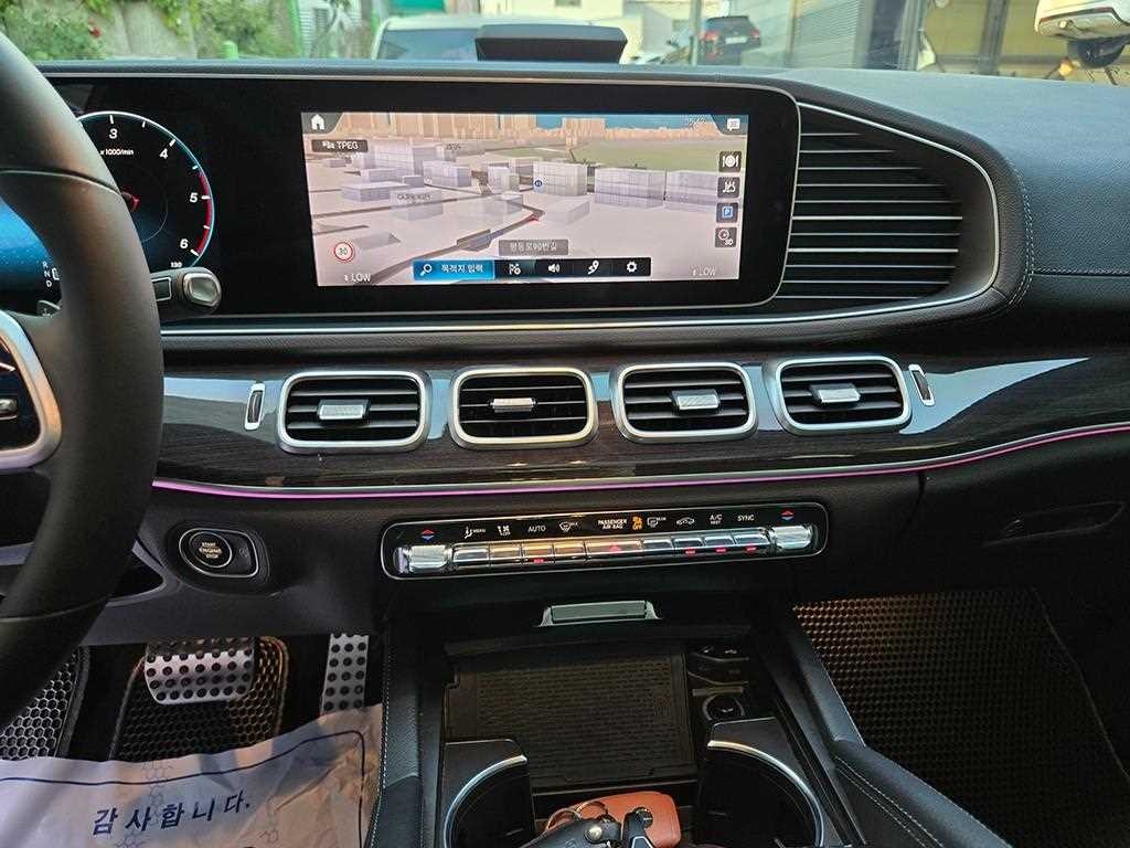 벤츠 GLE 클래스 GLE 클래스 W167 GLE 400d 4MATIC 쿠페 이미지 10