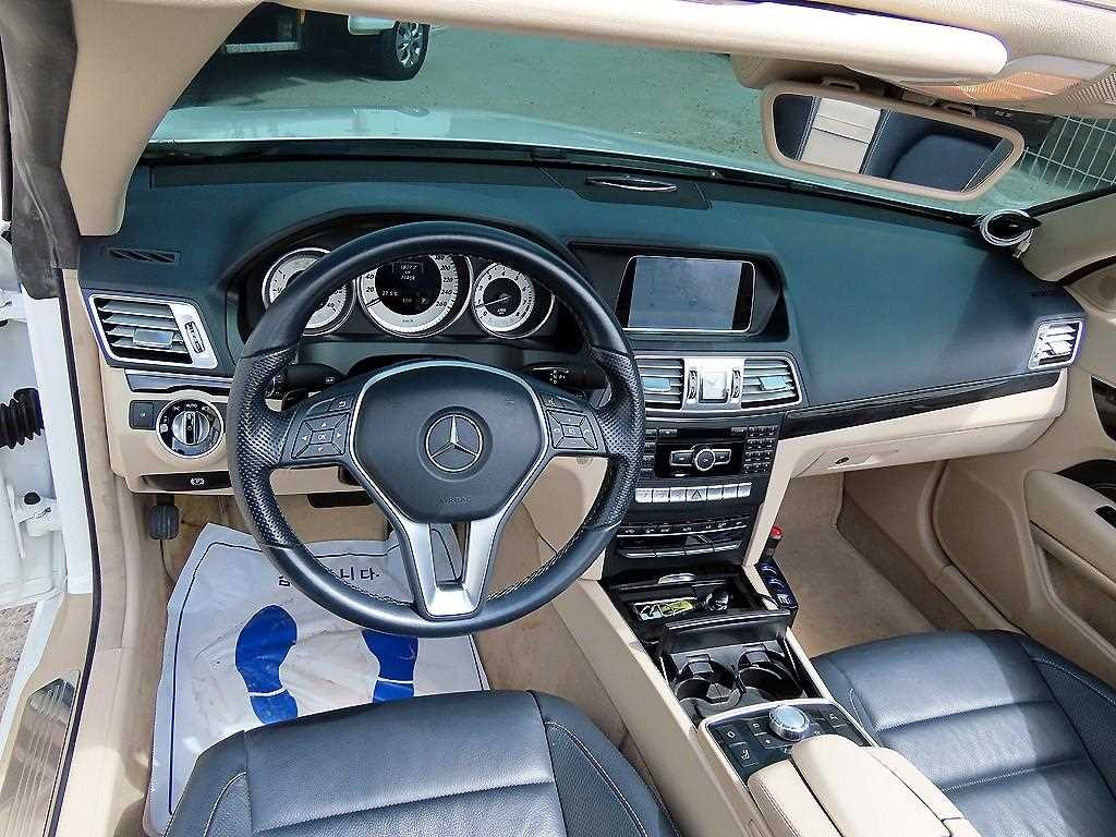 벤츠 E 클래스 E-클래스 W212 E200 카브리올레 이미지 12