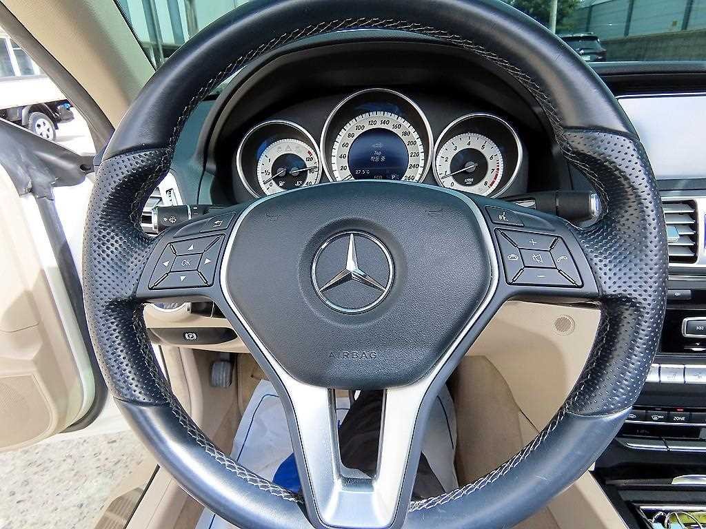 벤츠 E 클래스 E-클래스 W212 E200 카브리올레 이미지 13
