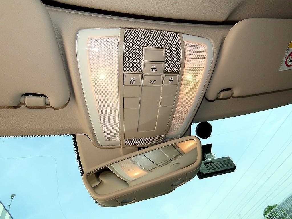 벤츠 E 클래스 E-클래스 W212 E200 카브리올레 이미지 17