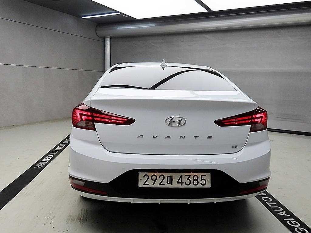 현대 아반떼 더 뉴 아반떼 AD 1.6 스마트 초이스 이미지 3