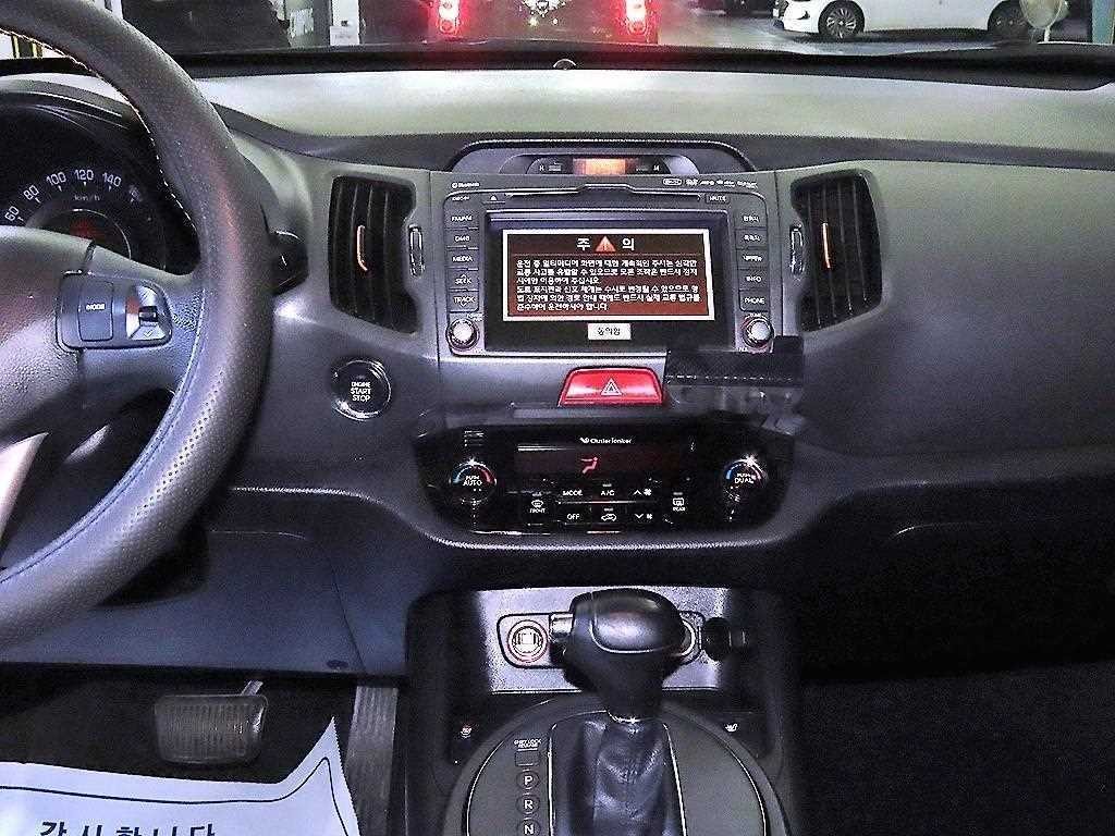 기아 스포티지 스포티지 R 2WD LIMITED 이미지 11