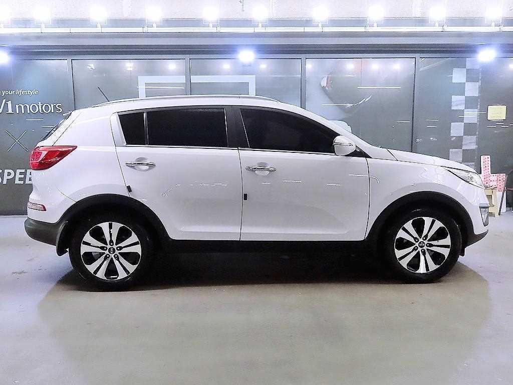 기아 스포티지 스포티지 R 2WD LIMITED 이미지 3