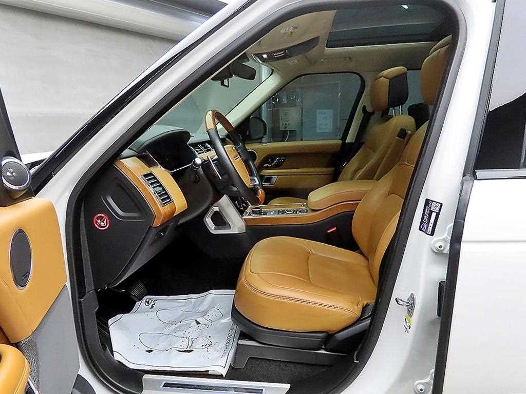 랜드로버 레인지로버 레인지로버 4세대 4.4 SDV8 AB LWB 디젤 이미지 5
