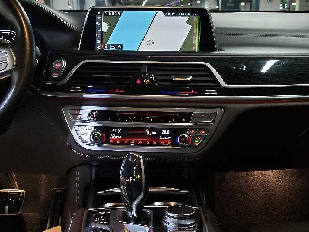 BMW 7시리즈 7시리즈 (G11) 730Ld xDrive M 스포츠 이미지 11