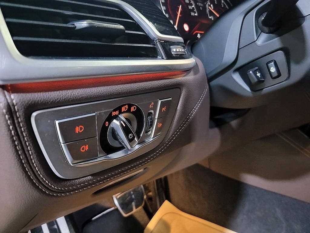 BMW 7시리즈 7시리즈 (G11) 730Ld xDrive M 스포츠 이미지 14