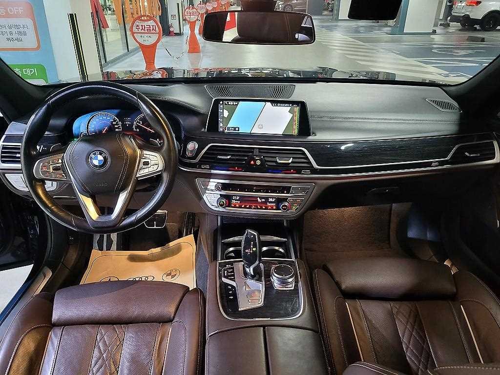BMW 7시리즈 7시리즈 (G11) 730Ld xDrive M 스포츠 이미지 6