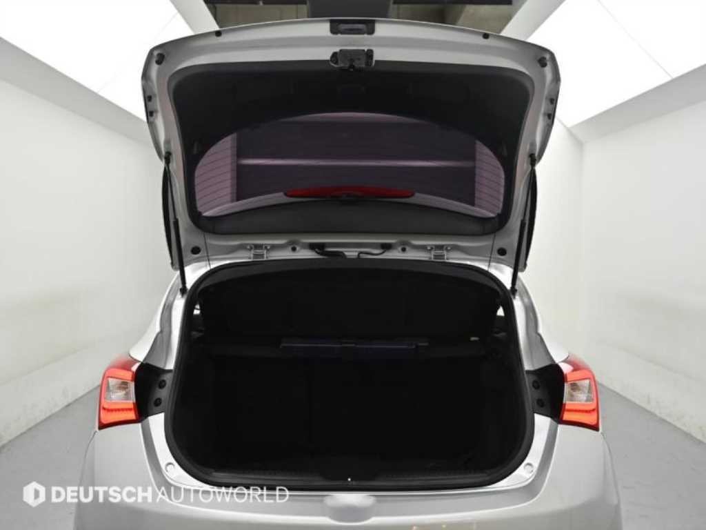 현대 i30 뉴 i30 1.6 VGT PYL 이미지 19