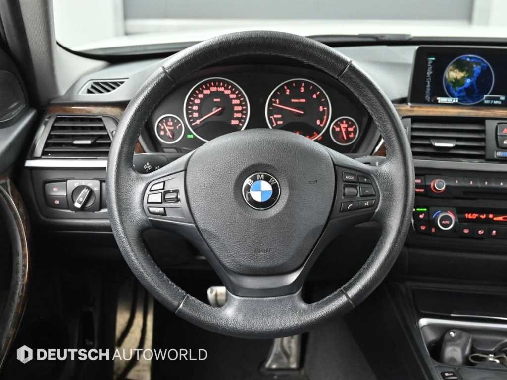 BMW 3시리즈 3시리즈 (F30) 320d 이미지 13