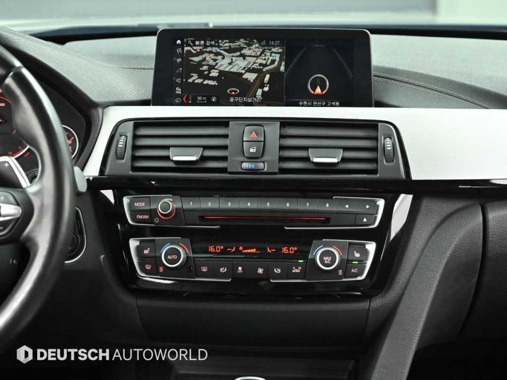 BMW 3시리즈 3시리즈 (F30) 320d M 스포츠 이미지 14