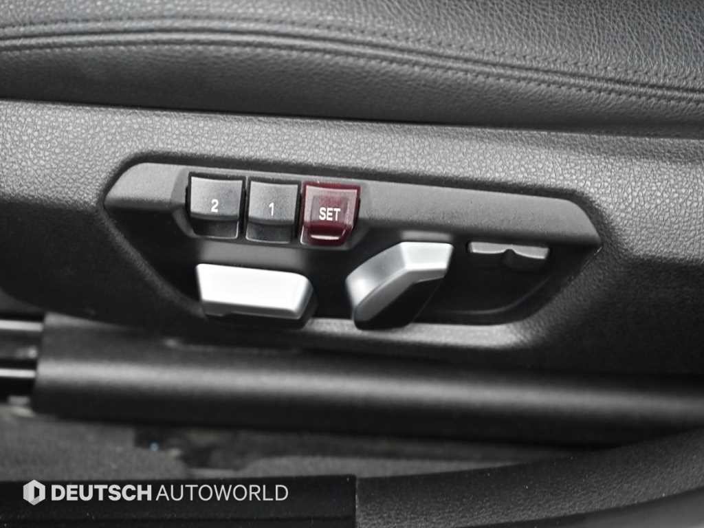 BMW 3시리즈 3시리즈 (F30) 320d M 스포츠 이미지 16
