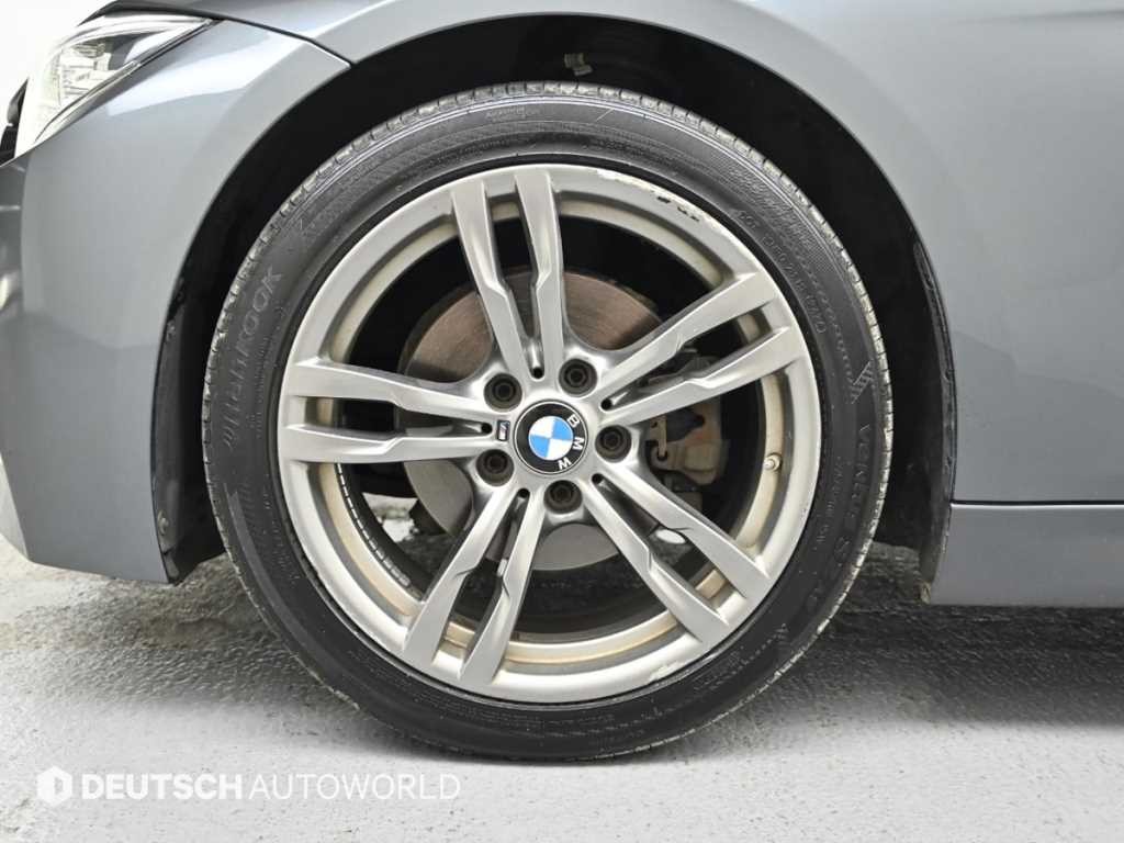 BMW 3시리즈 3시리즈 (F30) 320d M 스포츠 이미지 5
