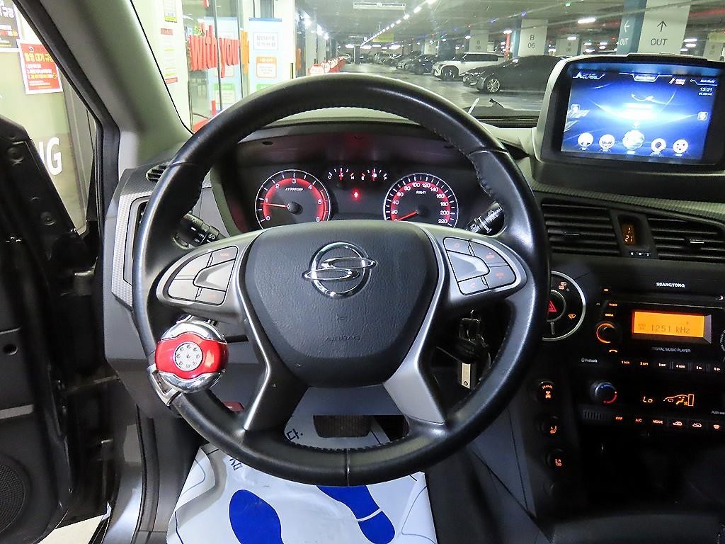 KG모빌리티(쌍용) 코란도 코란도스포츠 디젤 4WD CX7 패션 이미지 8