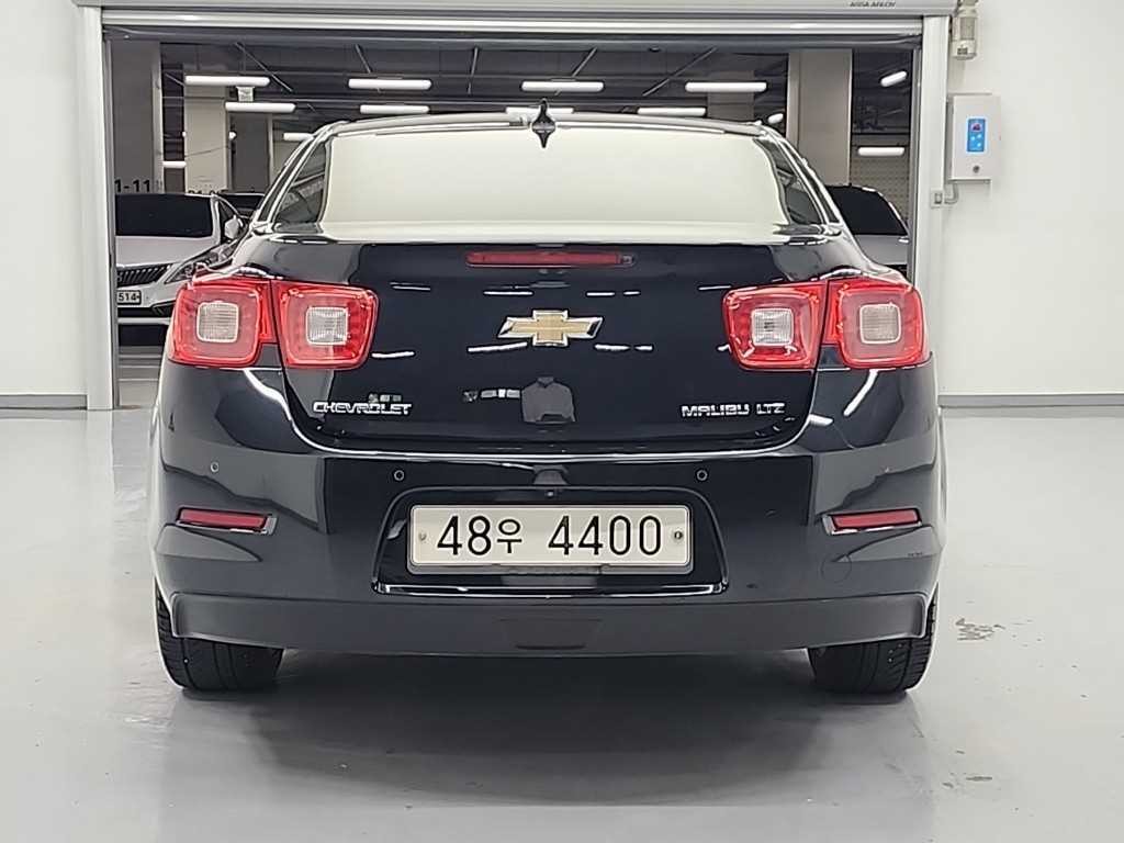 쉐보레 말리부 2.0 LTZ 디럭스 블랙휠 이미지 4