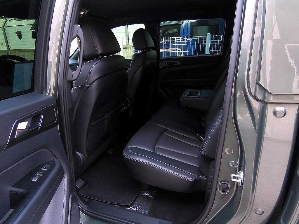 KG모빌리티(쌍용) 렉스턴 더 뉴 렉스턴 스포츠 디젤 2.2 4WD 프레스티지 이미지 6