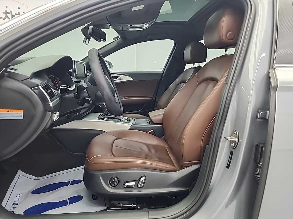 아우디 A6 뉴A6 40 TFSI 기본형 이미지 11