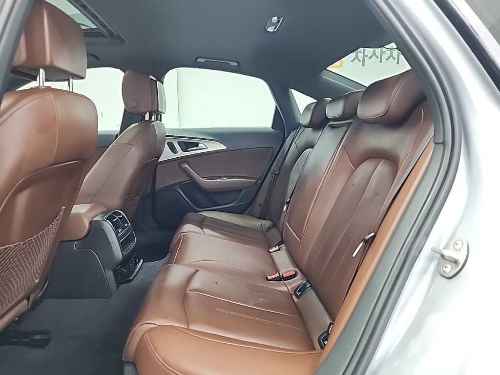 아우디 A6 뉴A6 40 TFSI 기본형 이미지 12