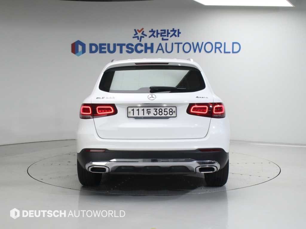 벤츠 GLC 클래스 GLC클래스 X253 GLC 300 4MATIC 이미지 4