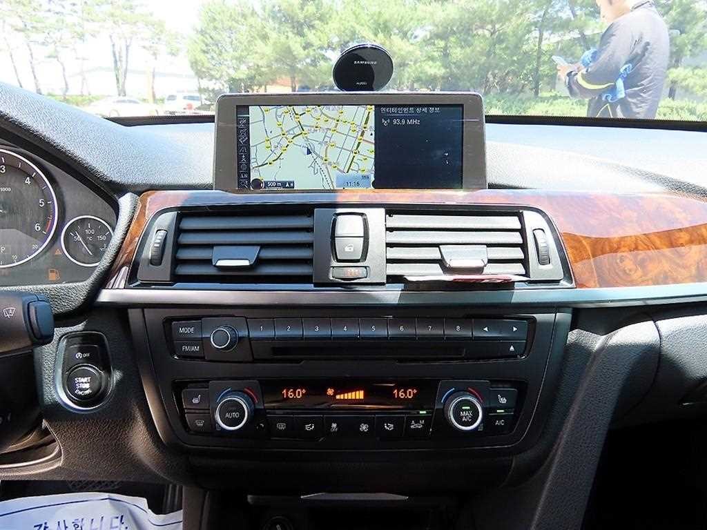 BMW 그란투리스모 3시리즈 GT (F34) GT 320D xDrive 이미지 14