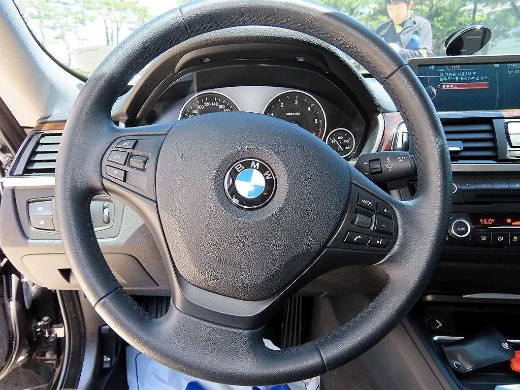 BMW 그란투리스모 3시리즈 GT (F34) GT 320D xDrive 이미지 8