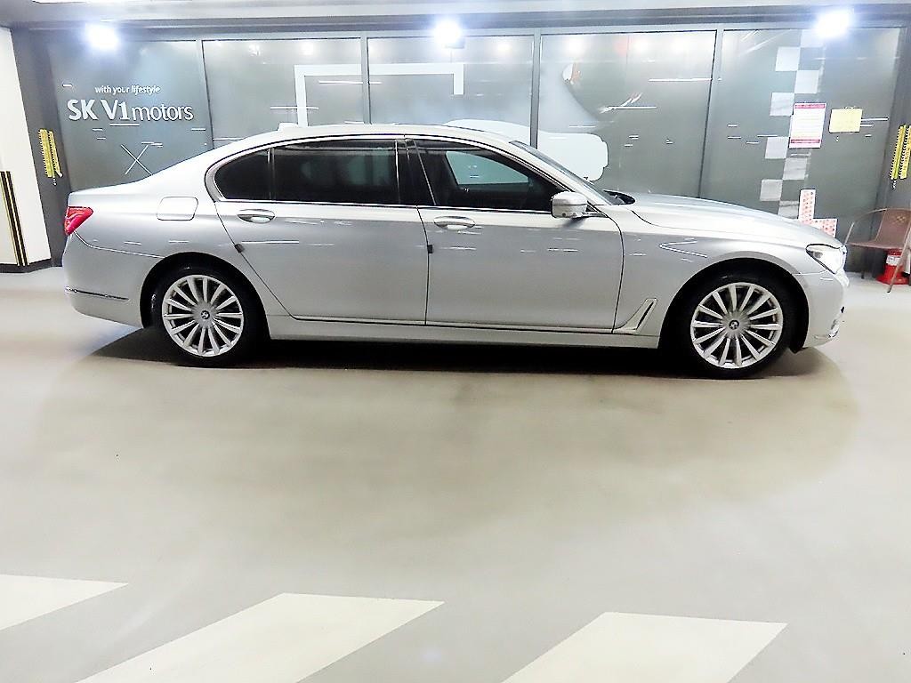 BMW 7시리즈 7시리즈 (G11) 740Li xDrive 이미지 3