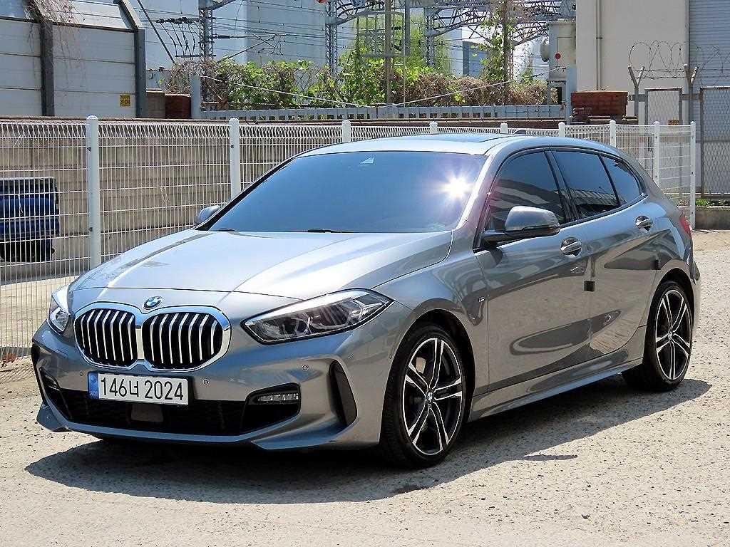 BMW 1시리즈 1시리즈 (F40) 120i M 스포츠 이미지 1