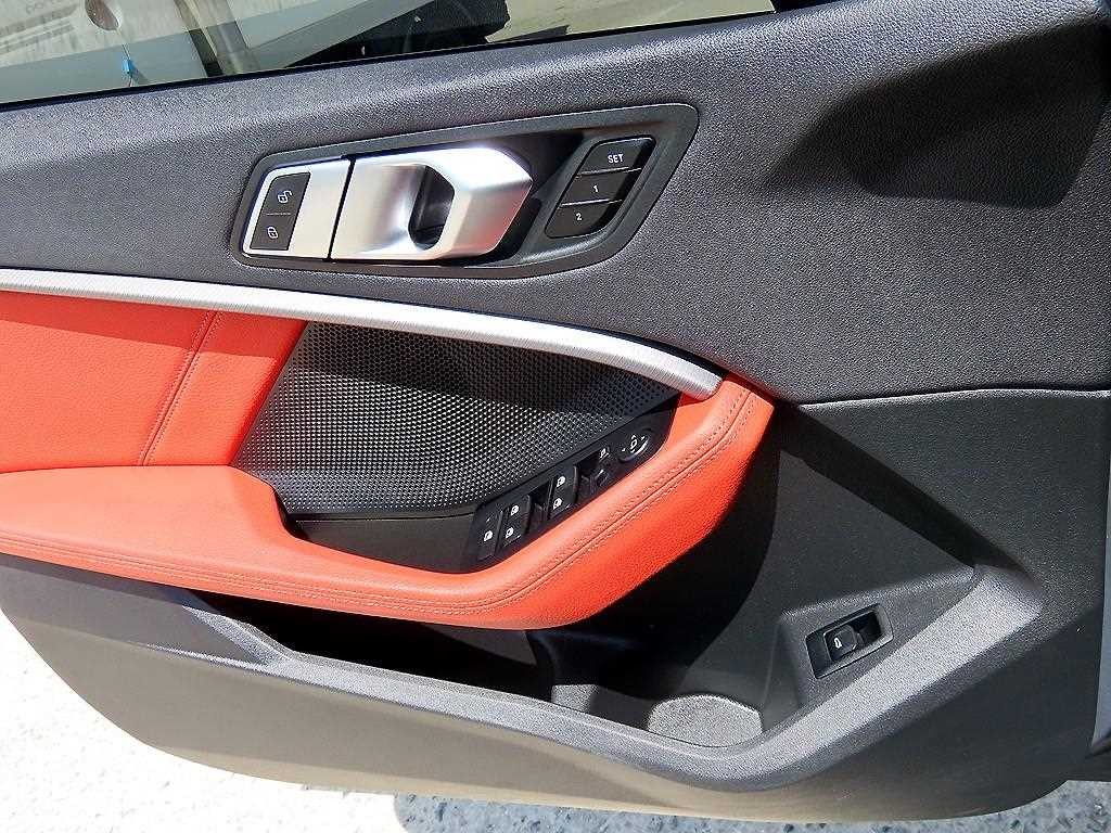 BMW 1시리즈 1시리즈 (F40) 120i M 스포츠 이미지 11