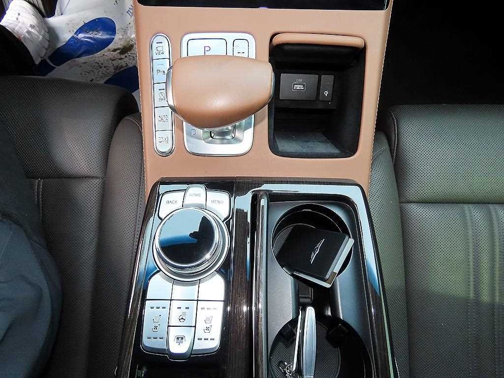 제네시스 G90 3.8 GDI AWD 럭셔리 이미지 12