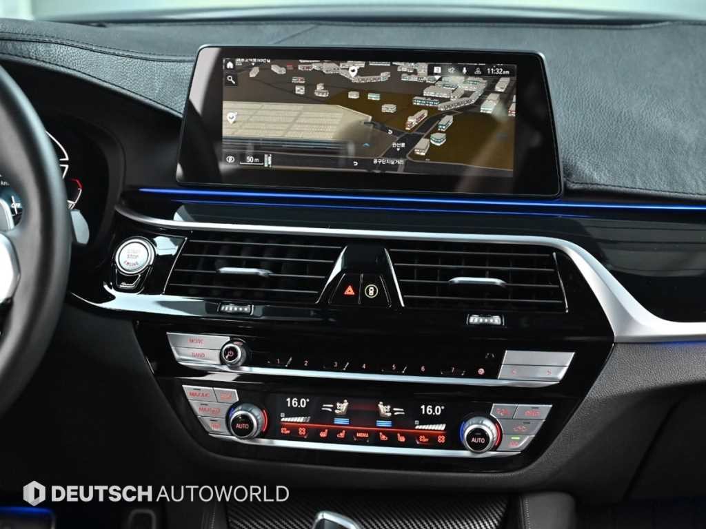BMW 5시리즈 5시리즈 (G30) 530i xDrive M 스포츠 플러스 이미지 14