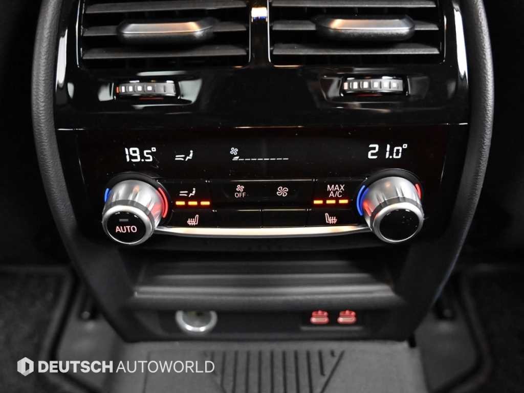 BMW 5시리즈 5시리즈 (G30) 530i xDrive M 스포츠 플러스 이미지 16