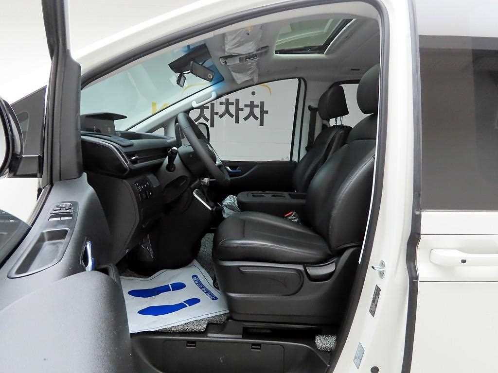현대 스타리아 2WD 디젤 투어러 모던 9인승 이미지 13